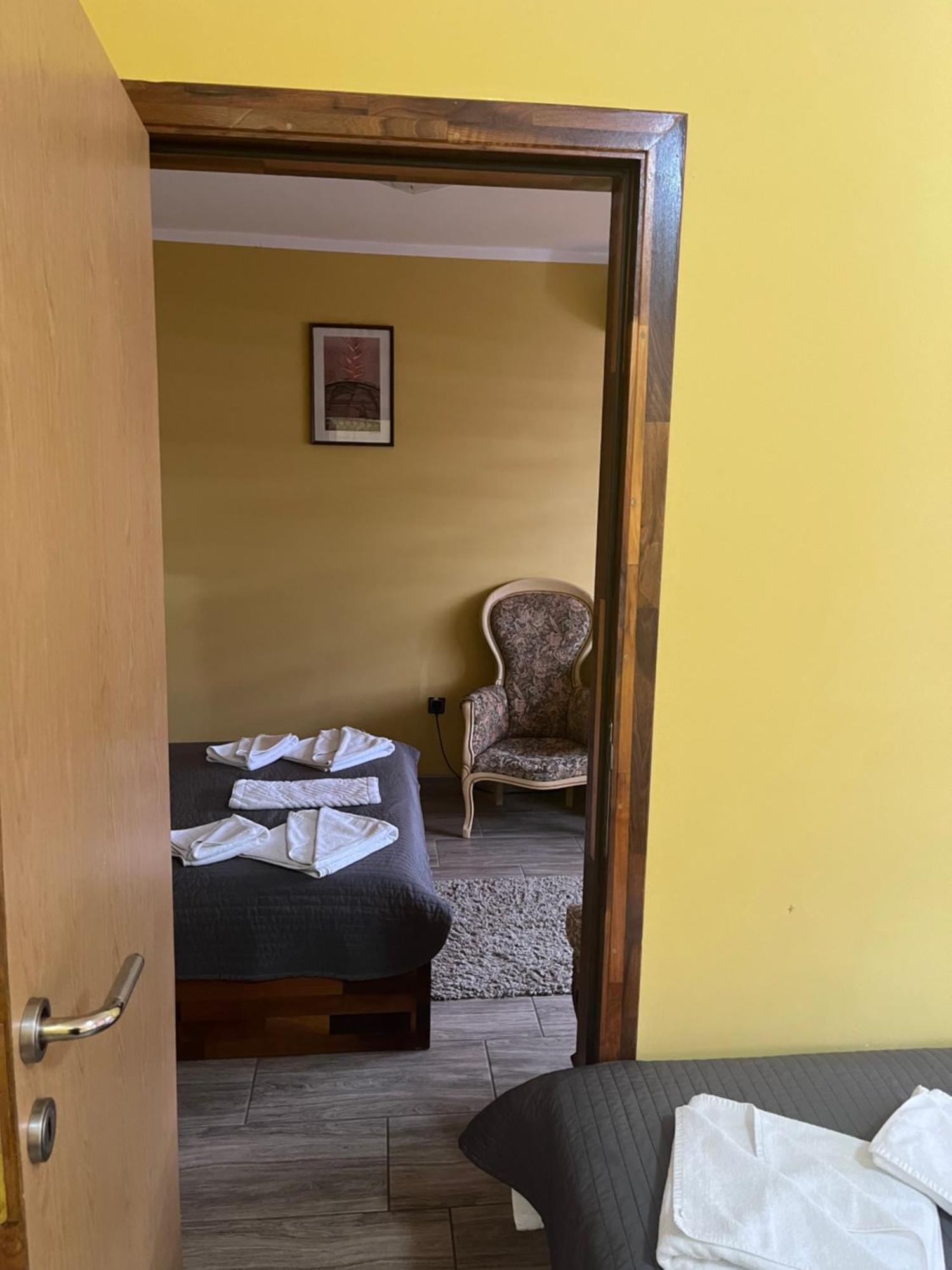 Hotel "Vir" Velika Plana Exteriér fotografie