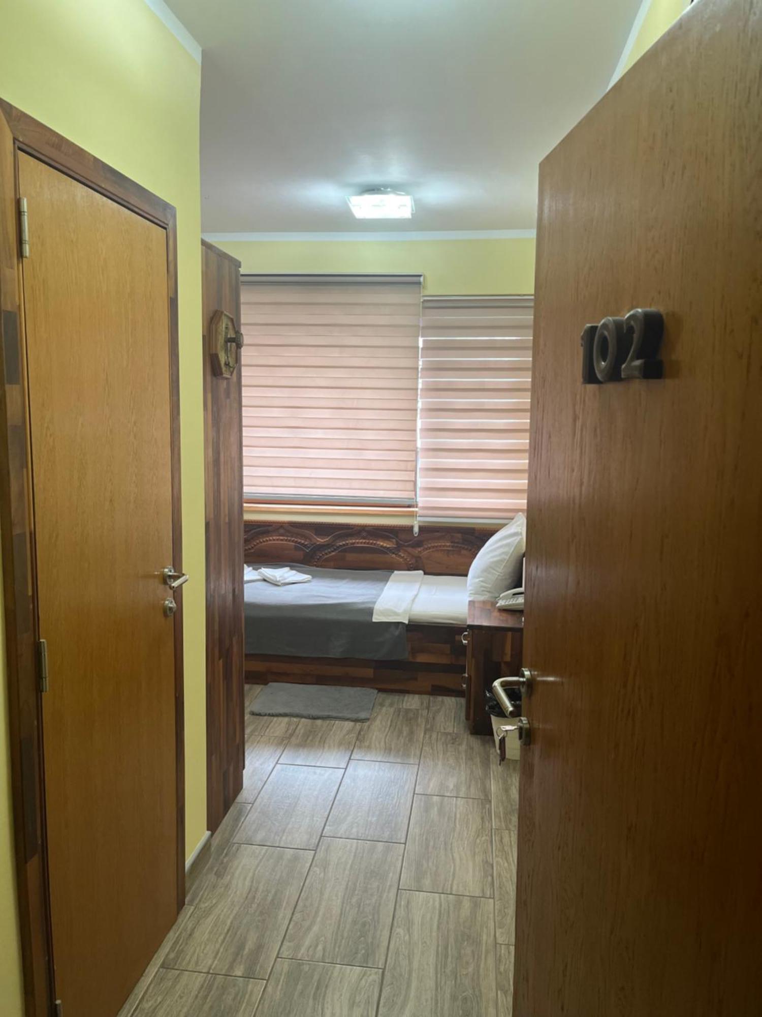 Hotel "Vir" Velika Plana Exteriér fotografie