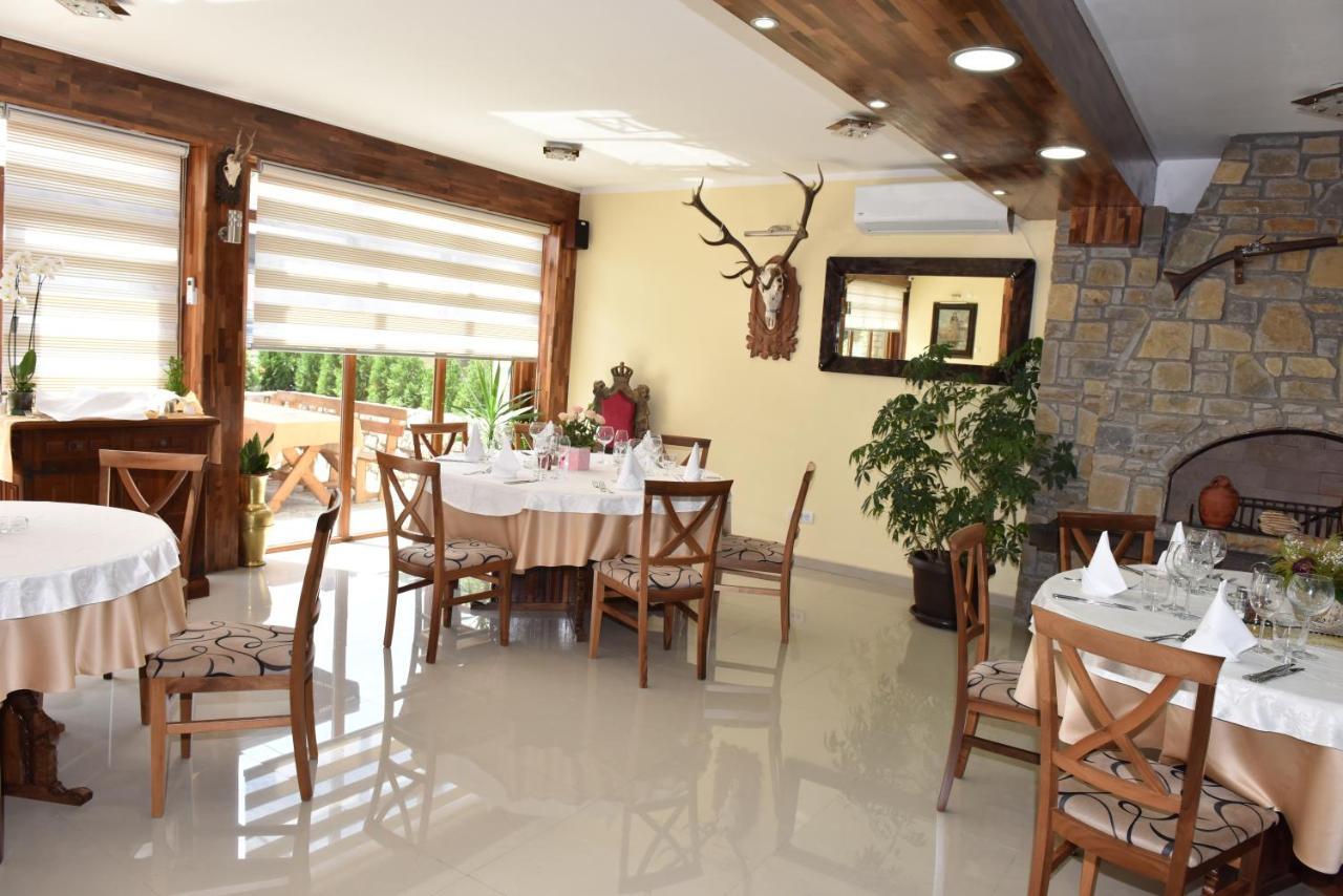 Hotel "Vir" Velika Plana Exteriér fotografie