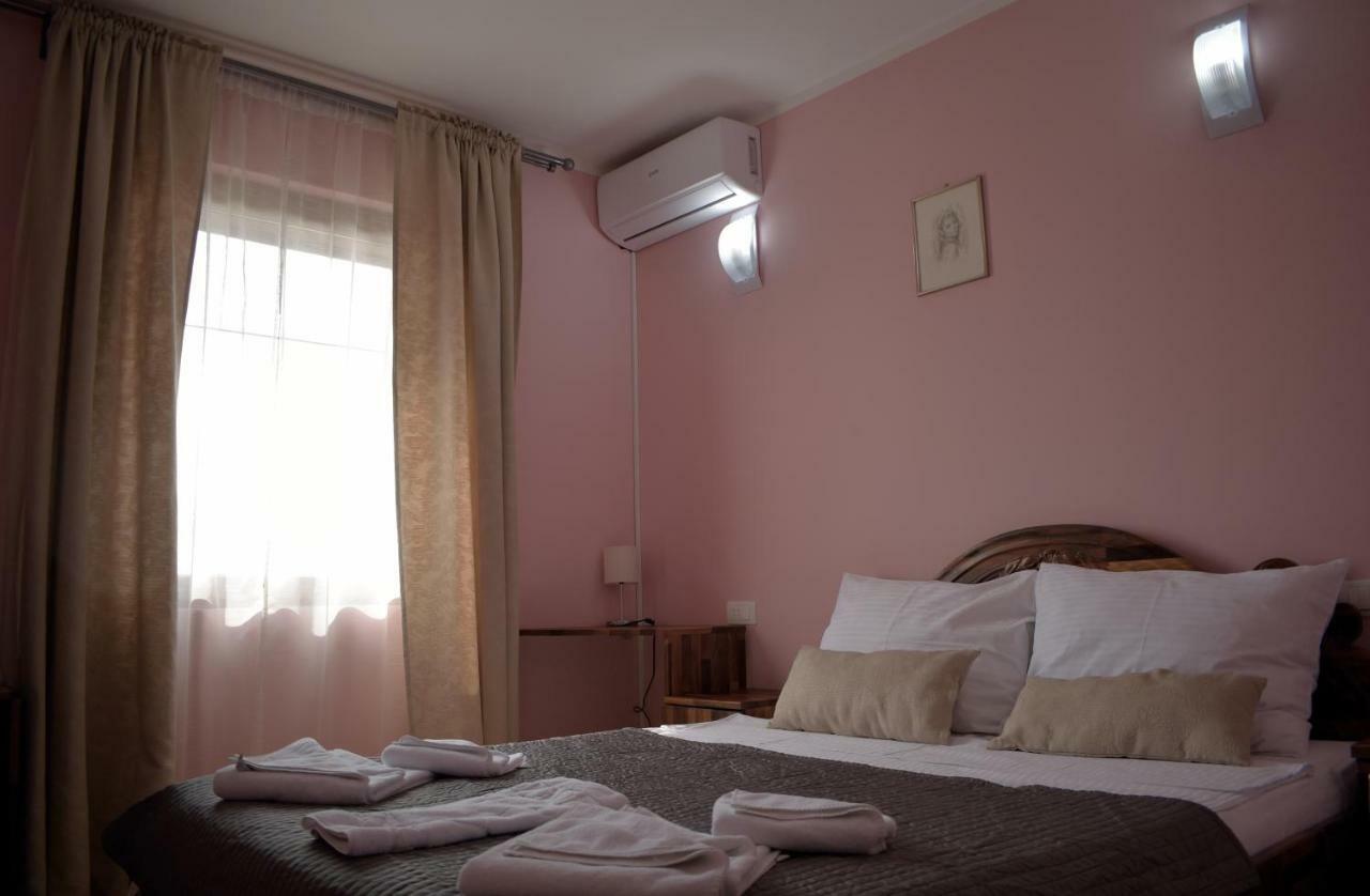Hotel "Vir" Velika Plana Exteriér fotografie