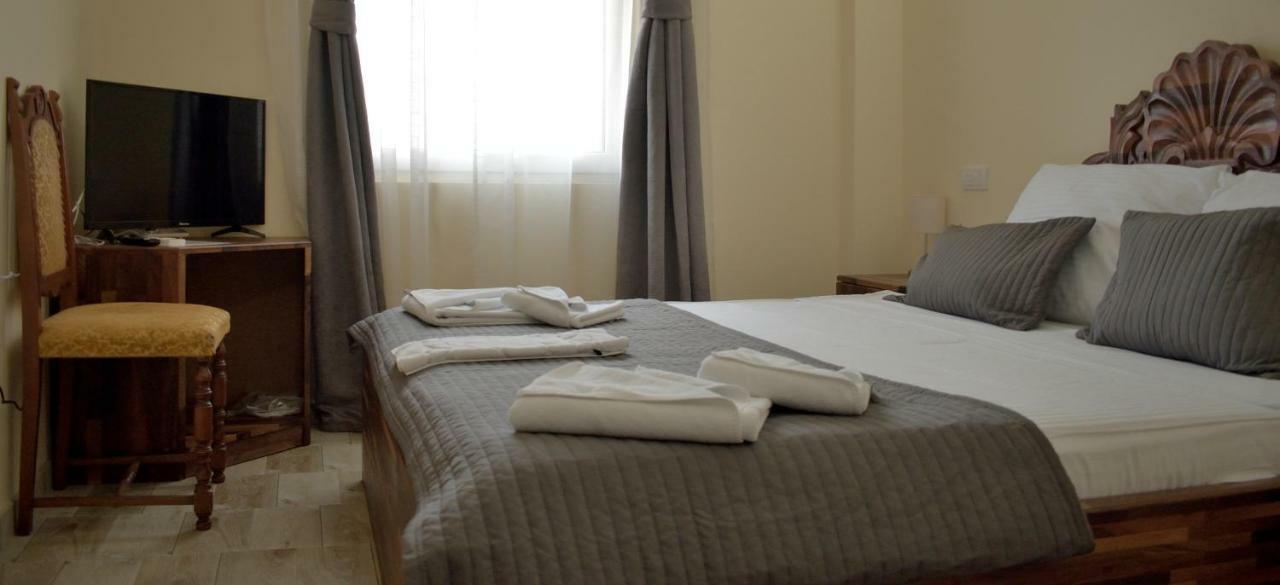 Hotel "Vir" Velika Plana Exteriér fotografie