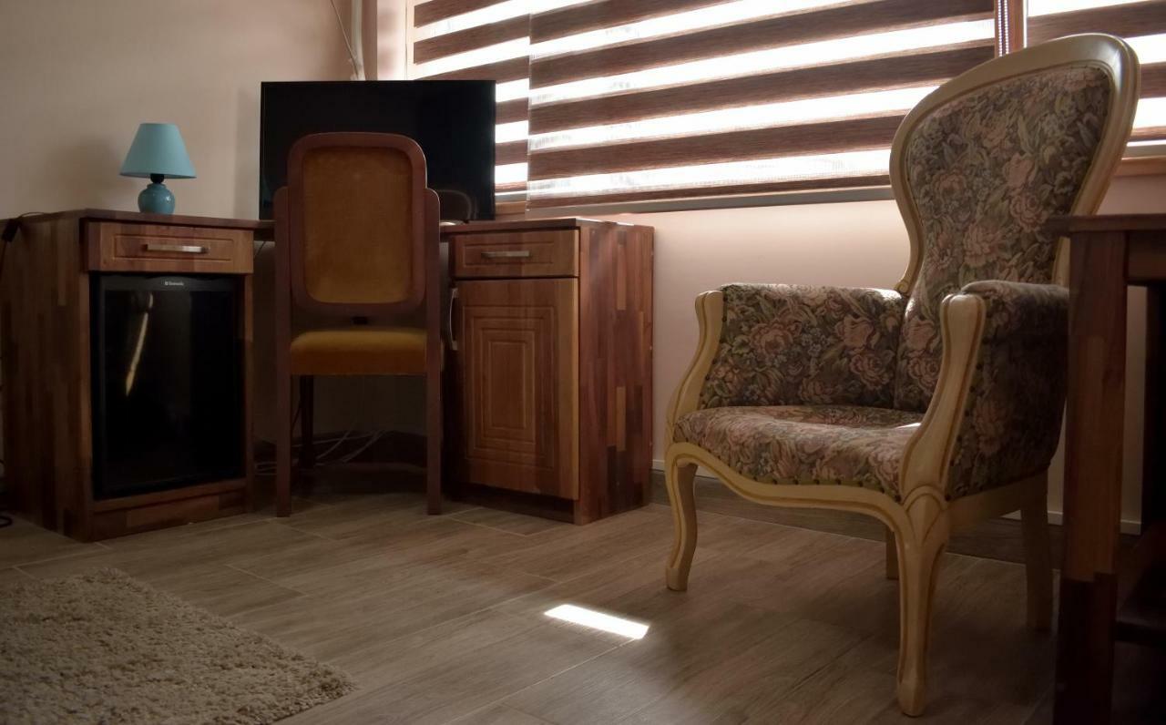 Hotel "Vir" Velika Plana Exteriér fotografie